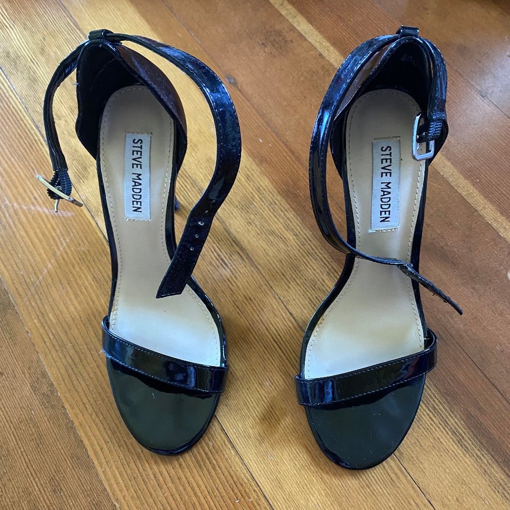 Steve Madden Realove Black Patent Heeled Sandals - Picture 3 of 3